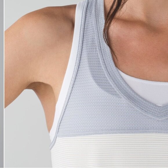 Lululemon Pedal To The Medal Singlet Tank Top Silver Fox / Angel Wing - Picture 5 of 12